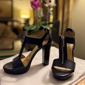 MICHAEL Michael Kors Navy Blue Leather Platform 4” Heel Sandals SIZE 5